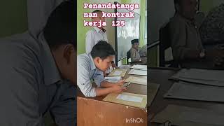 tanda tangan kontrak kerja