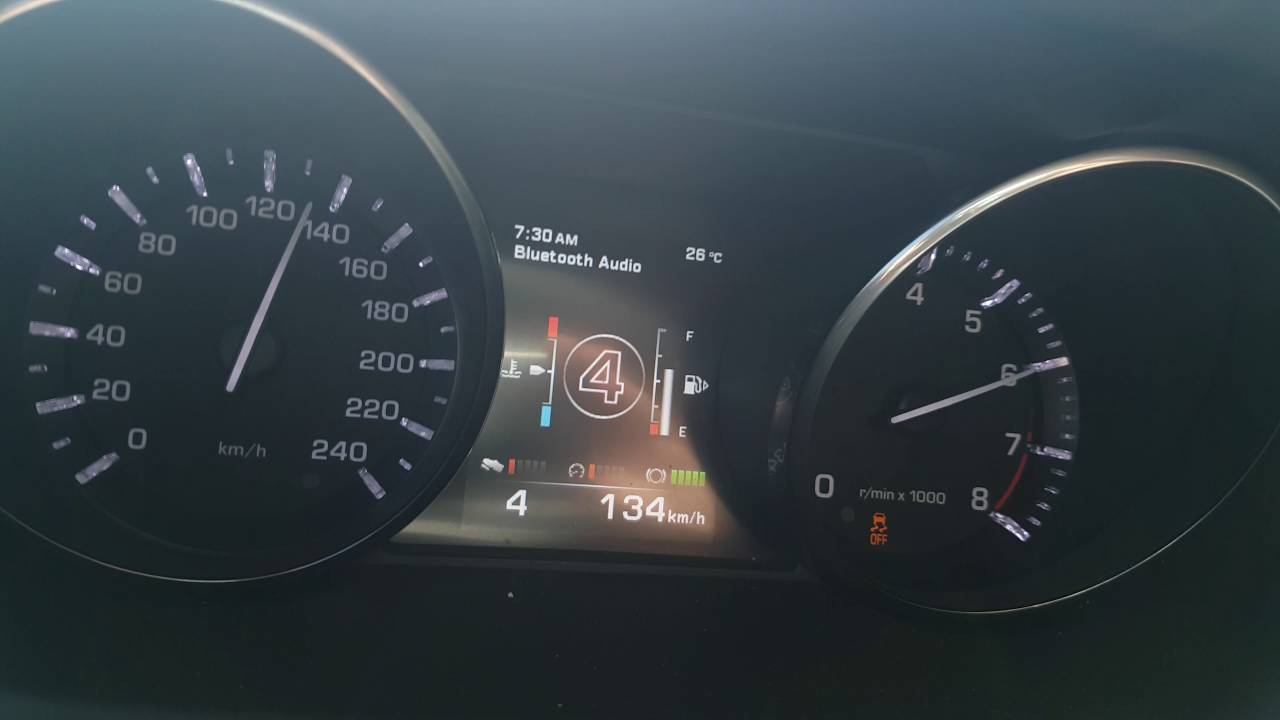 Land Rover Discovery Sport 2016 Acceleration 0-200km SI4