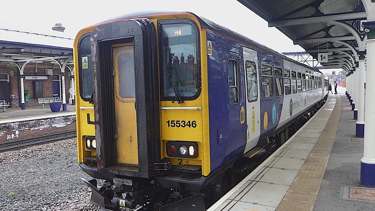 Northern Class 155 leaves Selby (23/9/20) - YouTube