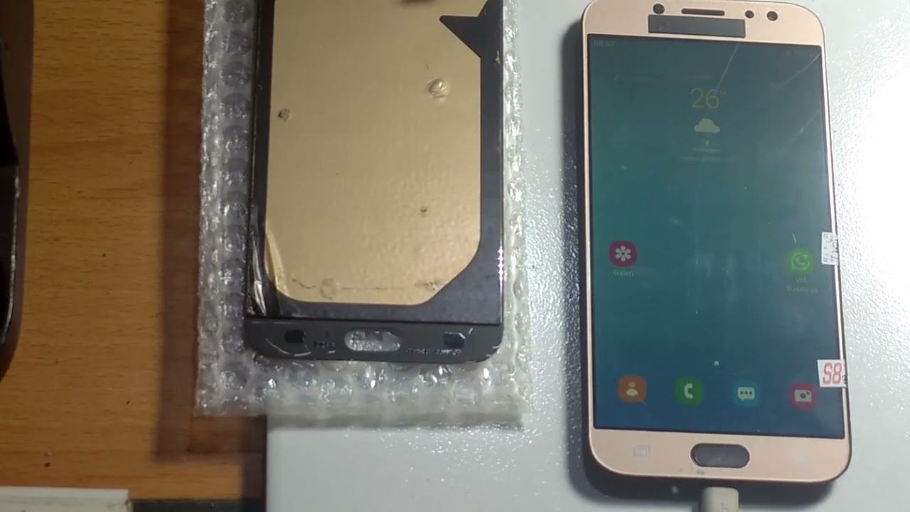 Ganti LCD SAMSUNG J7 Pro