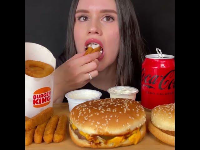 ASMR BURGER KING | CHEESE WHOPPER + CHICKEN FRIES MUKBANG | EATING SOUNDS #shorts