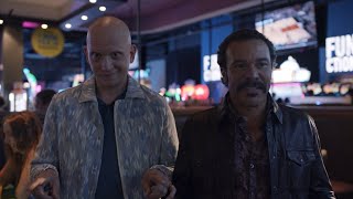 Hank and Cristobal at Dave & Busters | Barry 04x02 bestest place on the earth