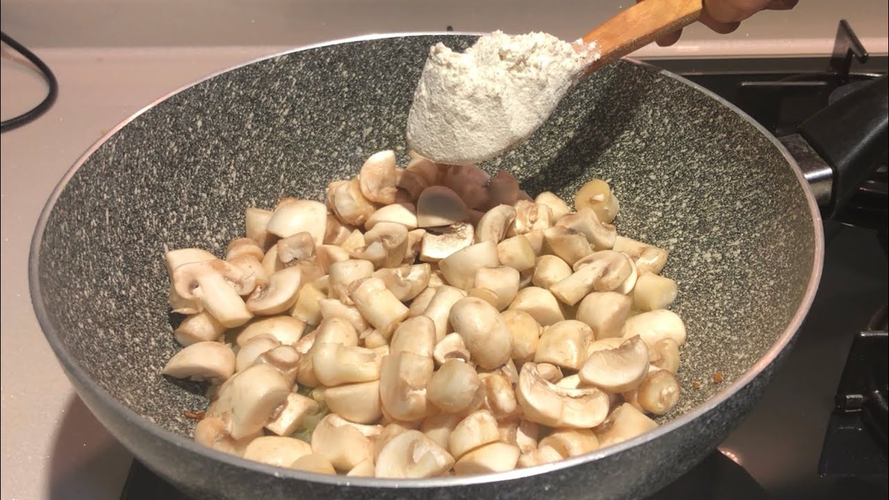 🍄 Mantarı hiç böyle denedinizmi  Mantara bir kaşık atın lezzetine hayran kalacaksınız