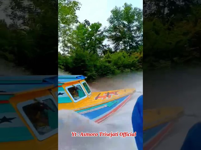 Basah !!! Speedboat Jalur #speedboat #palembang #asmorotrisejatiofficial class=