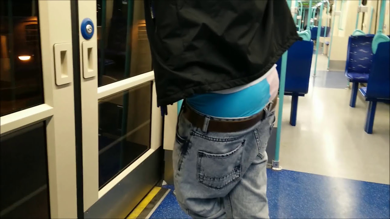 London Sagging Part 2 of 2 with Falling Jeans YouTube