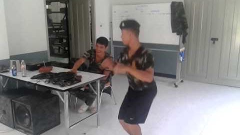 บรึ๋ย บรึ๋ย มทบ.12 2/56