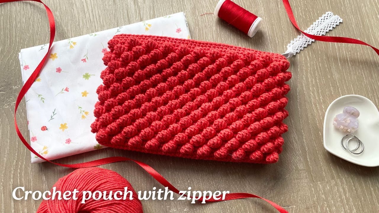 DIY. Crochet bobble stitch pouch bag with zipper and lining. Detailed tutorial.