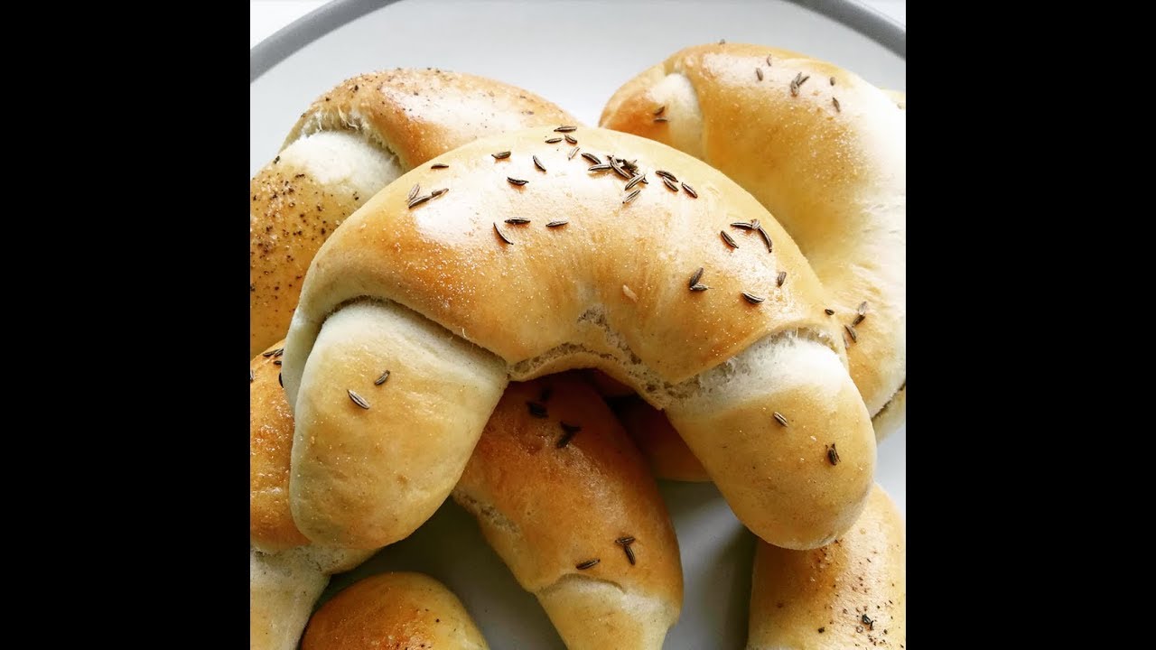 Domácí rohlíky z domácí pekárny - fotopostup | CZ/SK HD recipe