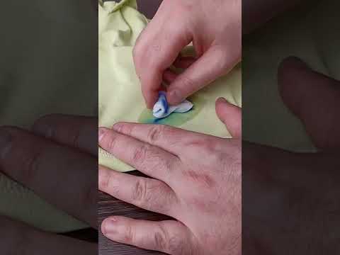 Видео: 4 способа удалить стойкие пятна от маркеров