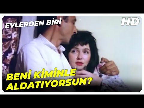 Evlerden Biri - Zeliha, Kocasına Aldatıyor! | Gina Moxley Mahmut Hekimoğlu Eski Türk Filmi