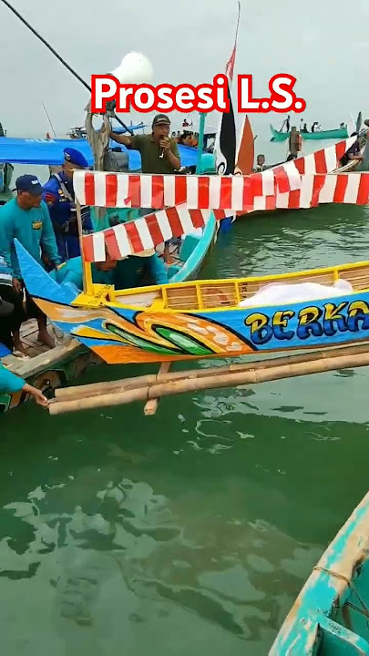 Prosesi Larung Sesaji || Sedekah Laut