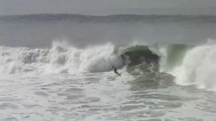 Kelly Slater Big Waves 2009 U.S. Open Huntington B...