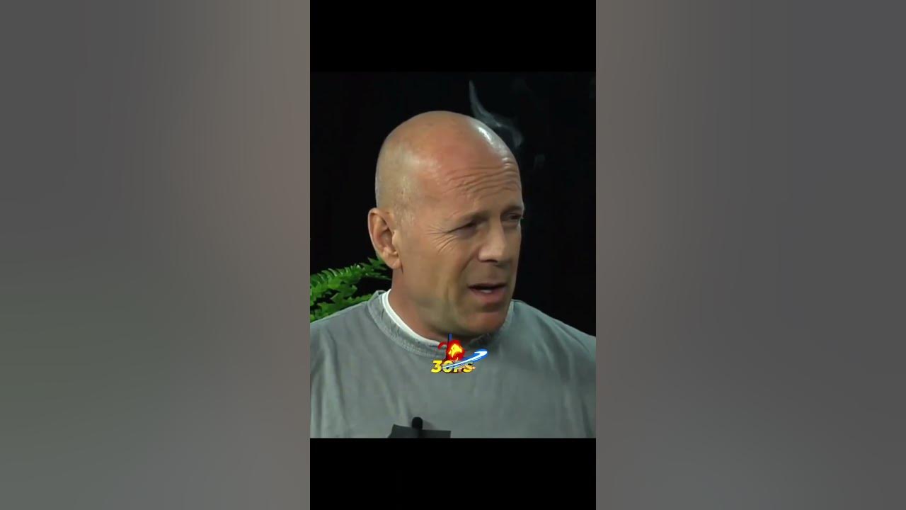 Брюс Уиллис на мотоцикле