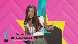 Emma Chamberlain Wins Breakout Creator - Streamys 2018