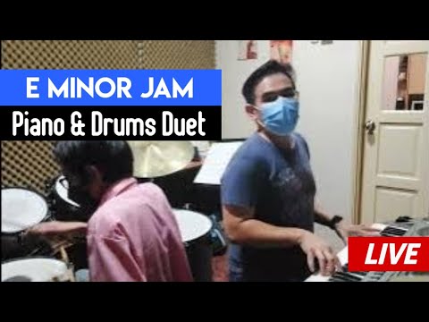 Jamming with student in Em | Drum Class | Groove and Fill