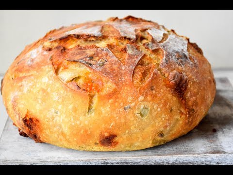 Jalapeno Cheddar Chive Sourdough bread