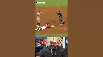 Braves pinch runner Eli White thought the center fielder caught this single, a breakdown #mlb