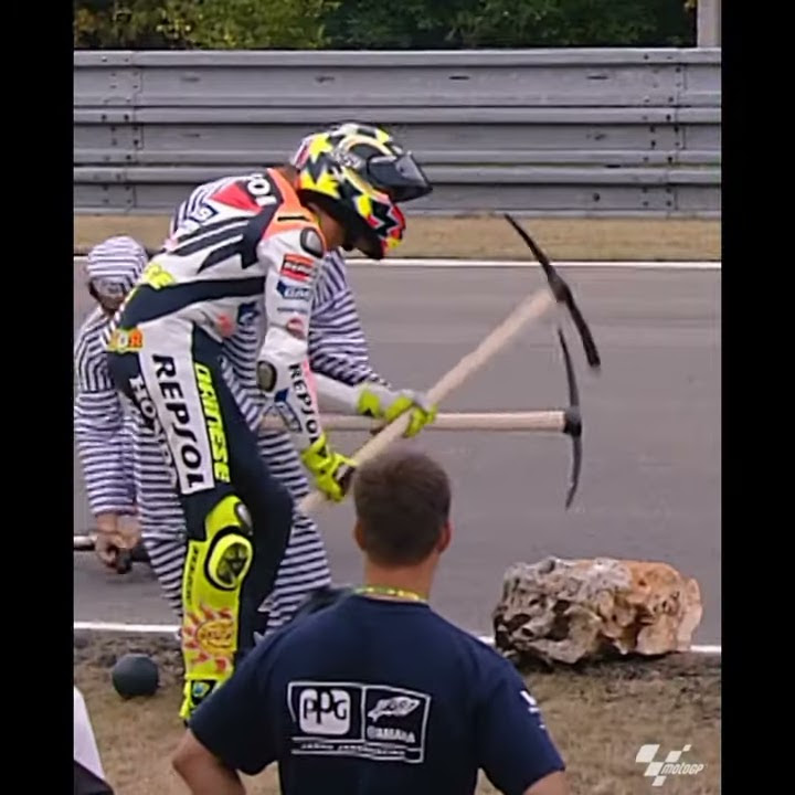 Dj Dusk till dawn x minions || story wa motogp VR46