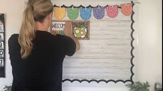 Back to School Bulletin Board Set Up Resimi