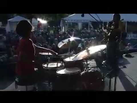 drums and sax video, ODD (song title: Nomade)