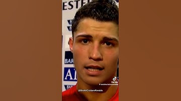 وكان الله غفورا رحيما cristiano ronaldo يقرأ القرآن الكريم بصوت جميل جدا جدا جدا 😌😌😌😌 اريح سمعك
