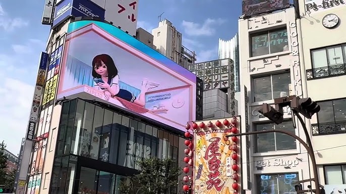 No cut) LOUIS VUITTON × Yayoi Kusama - 3D digital billboard in Shinjuku  Tokyo. 
