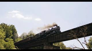Indian train Cross Bridge in Shimla