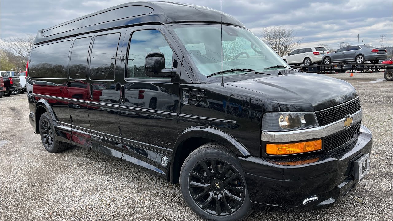 Uitgaand rem opvolger 2022 9 PASSENGER Explorer Chevy Express Conversion Van POV Test Drive &  Review - YouTube