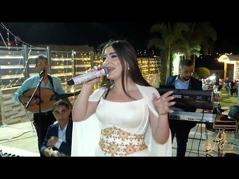 حلا اسدي ماني شايفها ام العريس بنات الحاره رشو الورد على امه