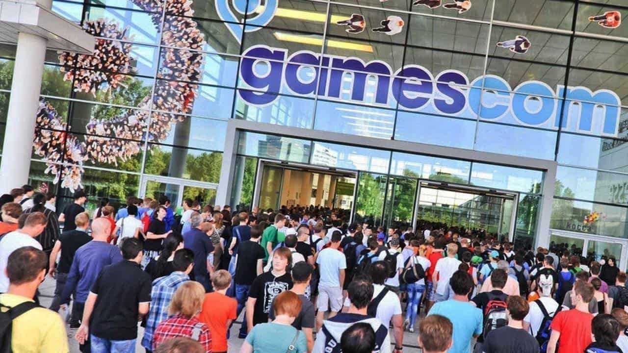 Gamescom 2019 A Way Out of the Crowds 4K - Cologne August 20-21st