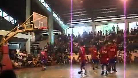 slam dunk of zamboanga city star DARWIN CORDERO