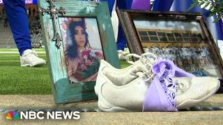 Texas police investigate death of cheerleader whose body was found in a bathtub