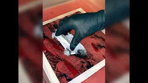 Hydrodipping an Xbox One controller in We the People film