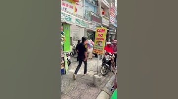 DV Hoà Hiệp Âm Thầm Ra Về Không Nói 1 Lời Tại Tang Lễ Ngọc Trinh