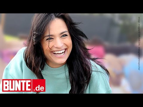 Video: Sherlyn Zeigt Ihren Schwangerschaftsbauch Im Bikini