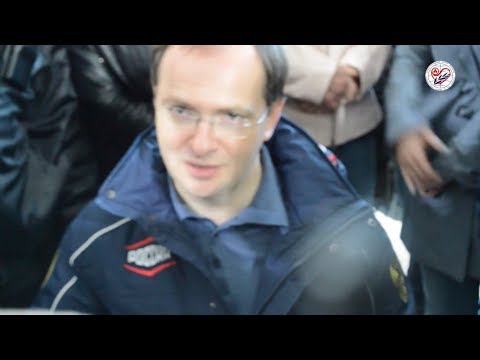 Владимир Мединский отвечает на вопросы об уничтожении Музея Рериха