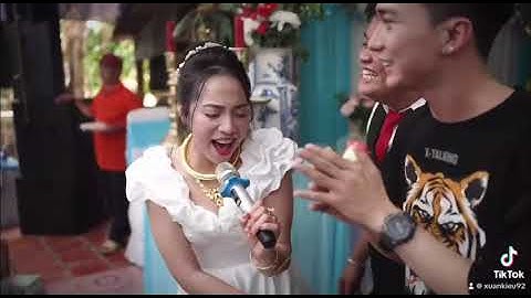 Đám cưới miền tây là đây chứ đâu