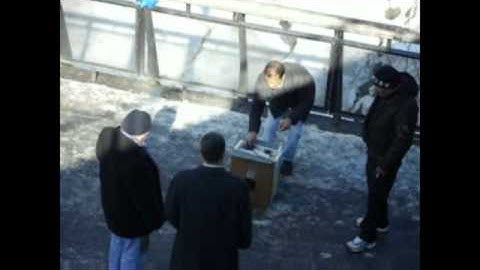 Three shell game at Vaterland, Oslo