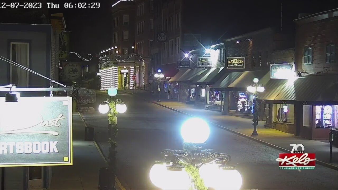 Foundation treasurer arrested for embezzlement; Man wanted in KS