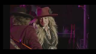 Lainey Wilson 'Hillbilly Hippie!' Live At Red Rocks!