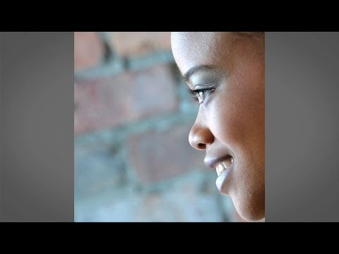 Angles of the Face: Posing and Lighting with Doug Gordon: Adorama Photography TV