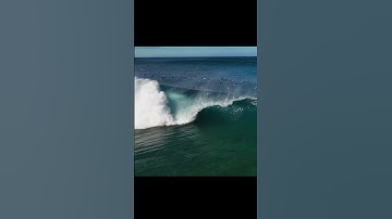 Super Shallow Pipeline #shorts #wavesoftheworld