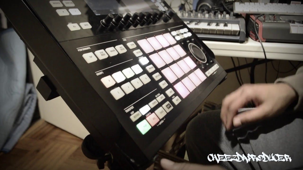 Da Beat Grind Episode 14  (Maschine Studio Beat Making Video)