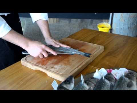 Video: Kako Narediti Ribo Iz Kroglic