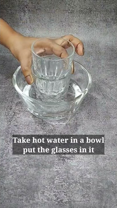 # short # Easy trick to separate two stucked glasses quickly #