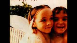 Video thumbnail of "The Smashing Pumpkins - Siamese Dream - Disarm"