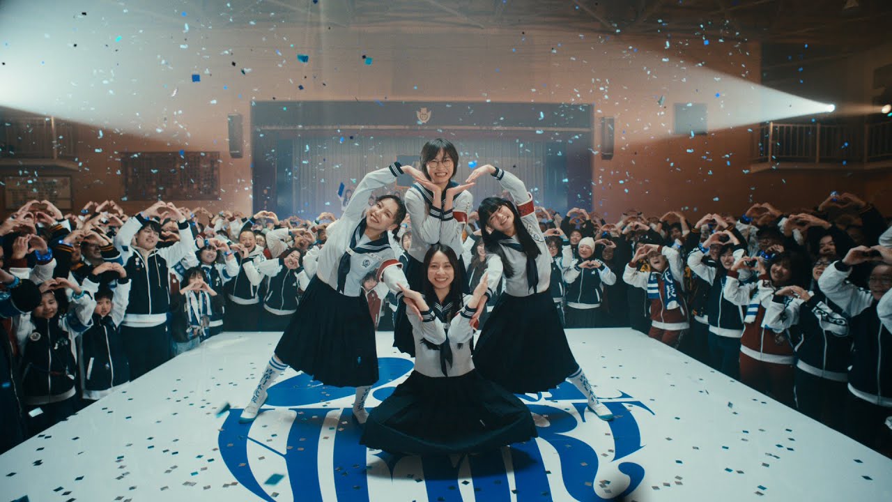 ATARASHII GAKKO! - One Heart (Official Choreography Video) ATARASHII GAKKO! - One Heart (Official Choreography Video)