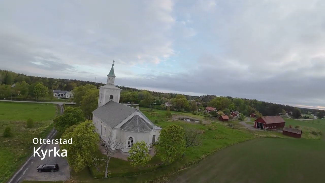 Otterstad kyrka med Kållandsö Hembygds- och Fornminnesförening.