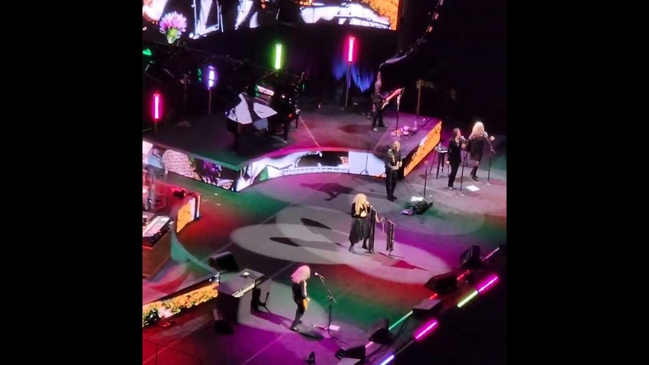 Stevie Nicks concert FedExForumMemphis 20182025 Dylan Hayes