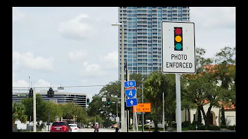 ¿Por qué eliminaron las cámaras de los semáforos en rojo en Texas?